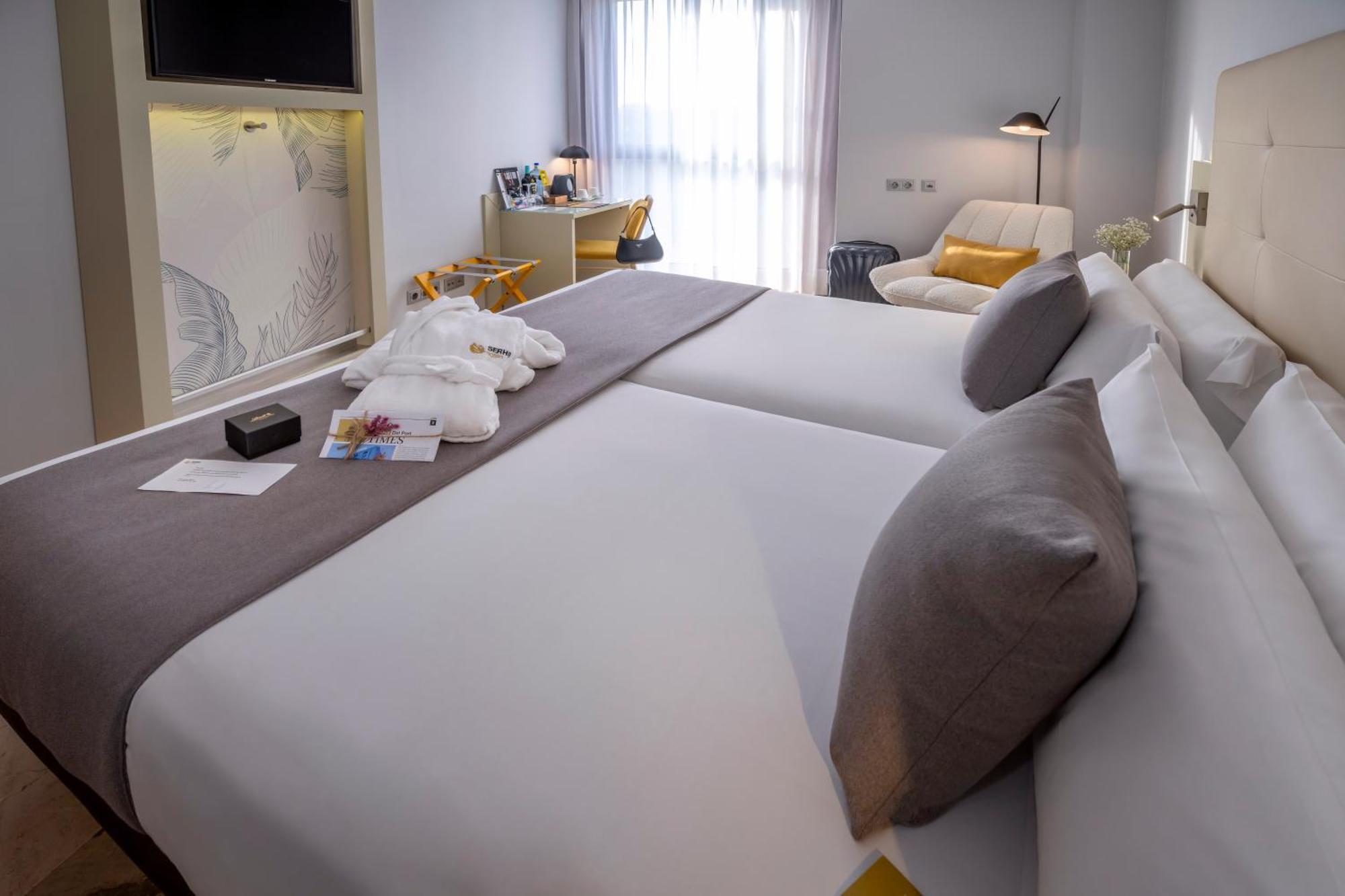 Hotel Serhs Del Port Барселона Екстериор снимка