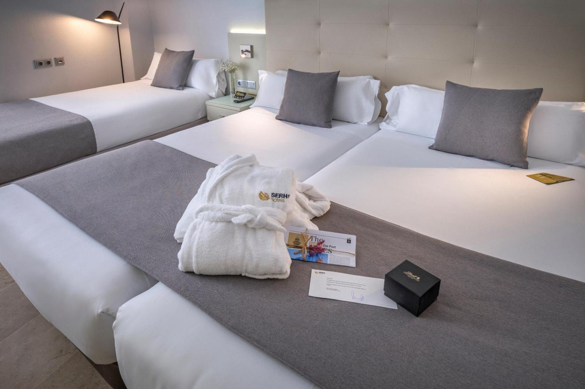 Hotel Serhs Del Port Барселона Екстериор снимка