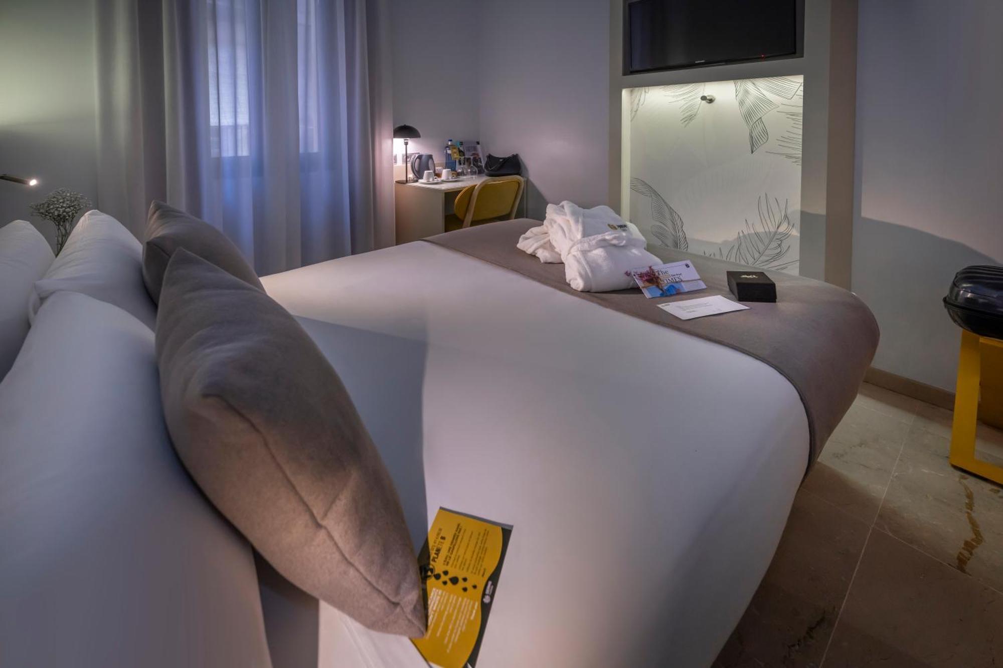 Hotel Serhs Del Port Барселона Екстериор снимка