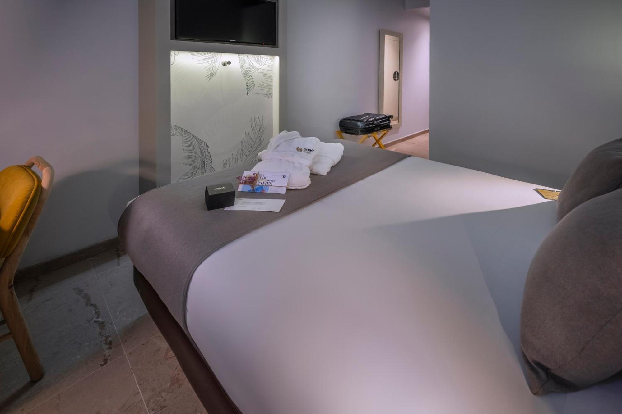 Hotel Serhs Del Port Барселона Екстериор снимка
